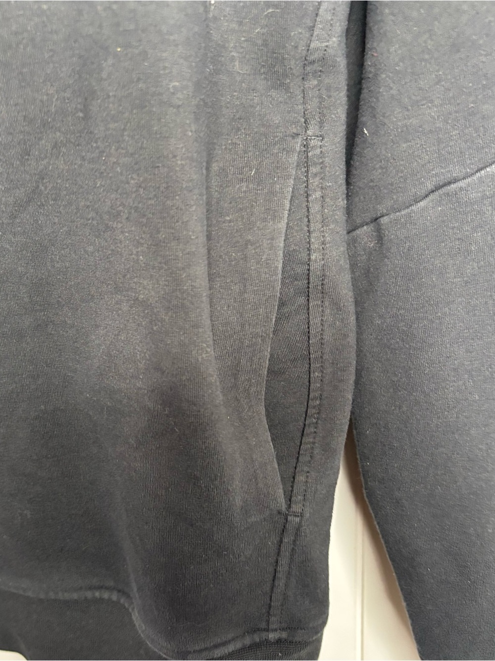 Men's Lululemon Black Hooded Pullover Sweatshirt size small - Picture 2 of 9